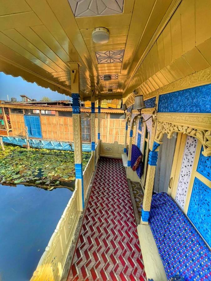 Hotel Lala Rukh Group Of Houseboats Srīnagar Zewnętrze zdjęcie