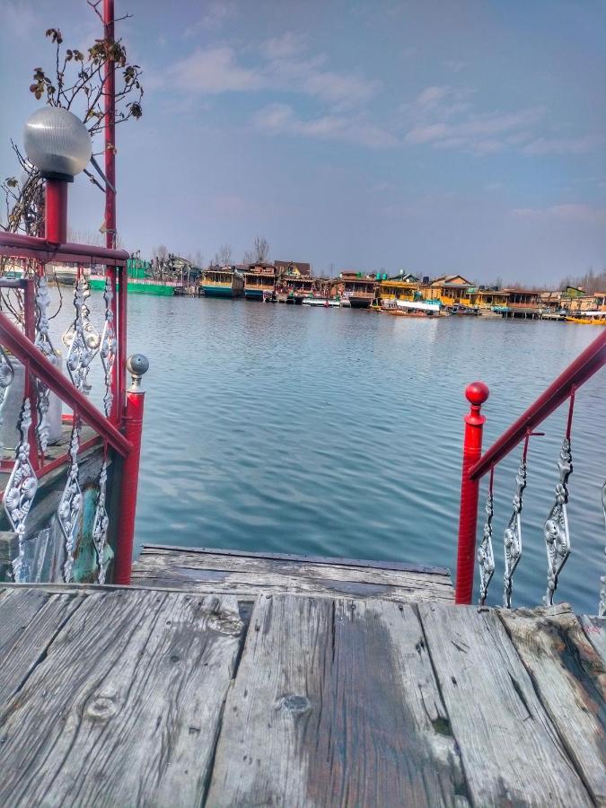Hotel Lala Rukh Group Of Houseboats Srīnagar Zewnętrze zdjęcie
