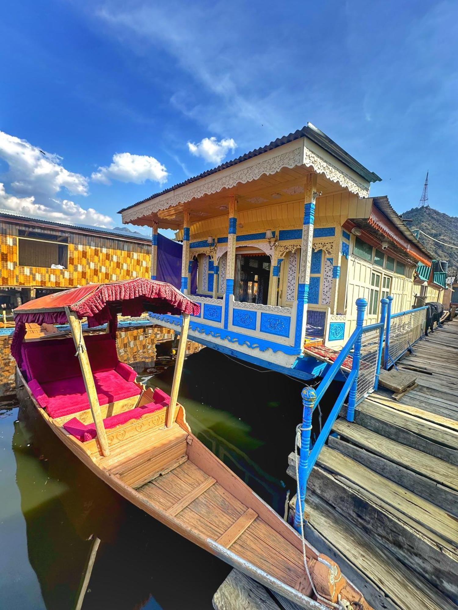 Hotel Lala Rukh Group Of Houseboats Srīnagar Zewnętrze zdjęcie
